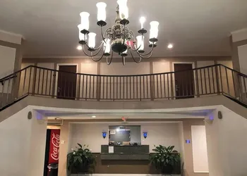 Regency Inn & Suites Houston East I 10 hotel thumbnail 4