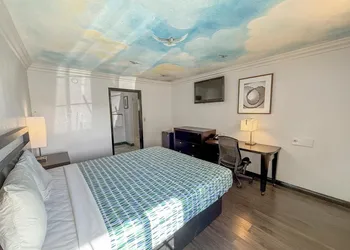 Super 7 Motel hotel thumbnail 5