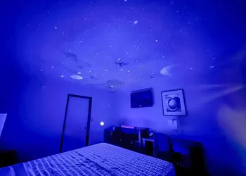 Super 7 Motel hotel thumbnail 6