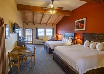 Boulder Mountain Lodge hotel thumbnail 5