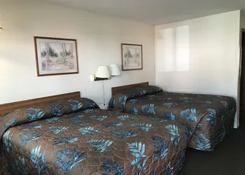 Lazy U Motel hotel thumbnail 5