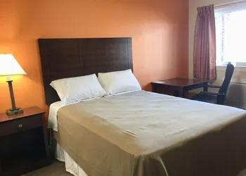 Downtown Motel hotel thumbnail 4
