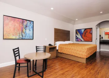 Palace Inn I10East & John Ralston hotel thumbnail 3