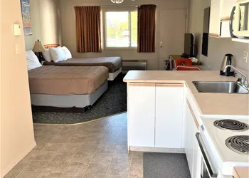 Bowmont Motel hotel thumbnail 4