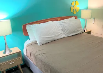 Bowmont Motel hotel thumbnail 7