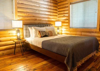 High Creek Lodge & Cabins hotel thumbnail 6