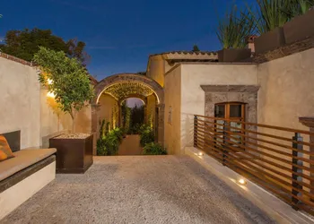 Casa No Name hotel thumbnail 2