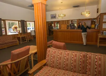 Swiftcurrent Motor Inn and Cabins - Inside the Park hotel thumbnail 2