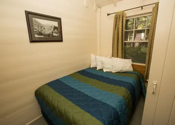 Swiftcurrent Motor Inn and Cabins - Inside the Park hotel thumbnail 4