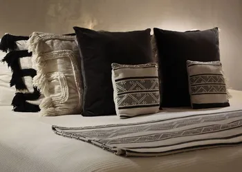 Amor Rooms hotel thumbnail 5