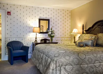 Bar Harbor Manor hotel thumbnail 5
