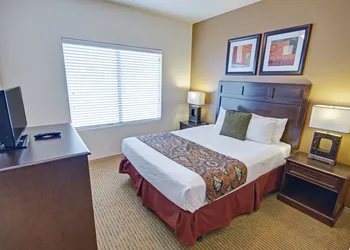 WorldMark Phoenix - South Mountain Preserve hotel thumbnail 7