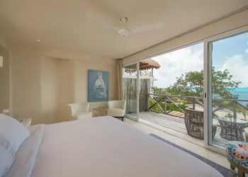Casa Coco by Coco B Isla hotel thumbnail 3