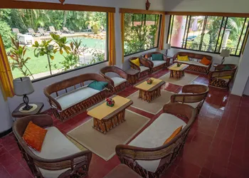 Agua Blanca hotel thumbnail 3