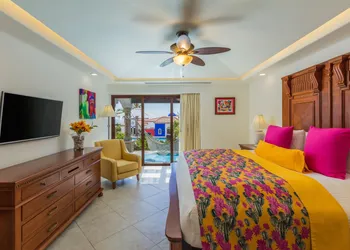 The Residences at Hacienda Encantada hotel thumbnail 7