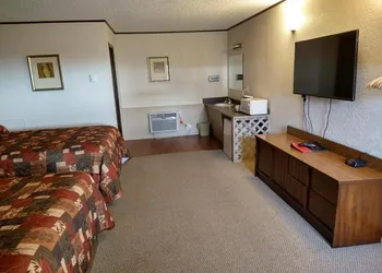 Budget Host 4 U Motel hotel thumbnail 4