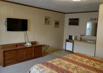 Budget Host 4 U Motel hotel thumbnail 5
