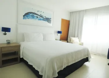 Holiday Inn Acapulco La Isla by IHG hotel thumbnail 8