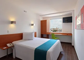 One Ciudad del Carmen Concordia hotel thumbnail 8