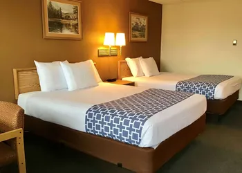 Travelodge by Wyndham Powell hotel thumbnail 7