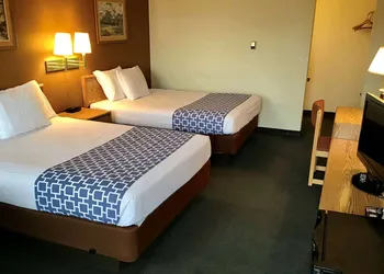 Travelodge by Wyndham Powell hotel thumbnail 8