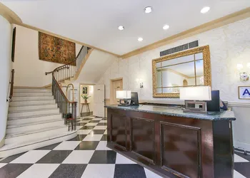3 West Club hotel thumbnail 4