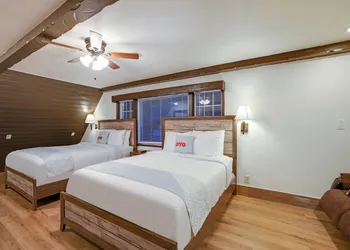 Arrowhead Tree Top Lodge hotel thumbnail 3
