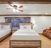 Arrowhead Tree Top Lodge hotel detail image 4