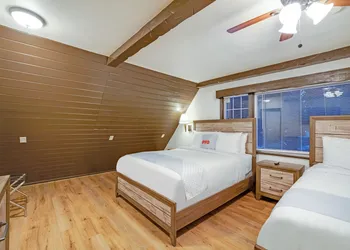 Arrowhead Tree Top Lodge hotel thumbnail 5