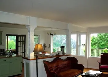 Ledge House Bed & Breakfast hotel thumbnail 3
