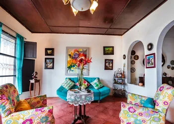 Hostal El Patio hotel thumbnail 3