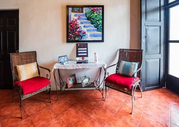 Hostal El Patio hotel thumbnail 4