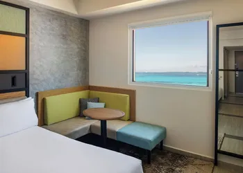 Aloft by Marriott Cancun hotel thumbnail 5