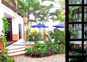 Canadian Resorts Huatulco hotel thumbnail 2