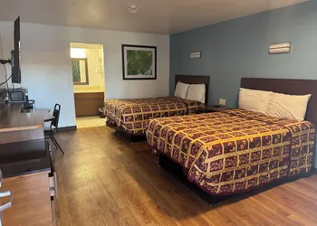 spanish trails inn hotel thumbnail 4