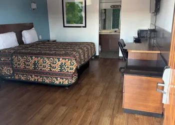 spanish trails inn hotel thumbnail 5
