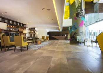 Krystal Urban Guadalajara hotel thumbnail 4
