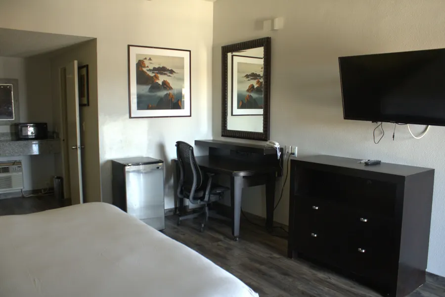 Sunset Inn hotel detail image 6