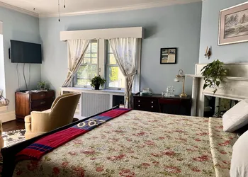 Greenwood Bed & Breakfast hotel thumbnail 2