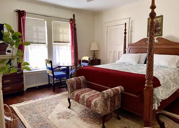 Greenwood Bed & Breakfast hotel thumbnail 8