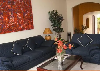 Suites Colibrí hotel thumbnail 4