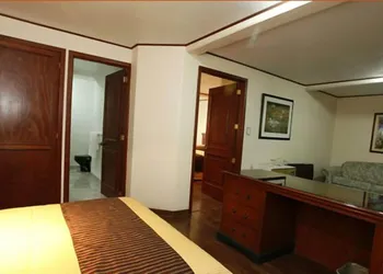 Suites Colibrí hotel thumbnail 5