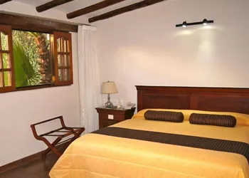 Suites Colibrí hotel thumbnail 6