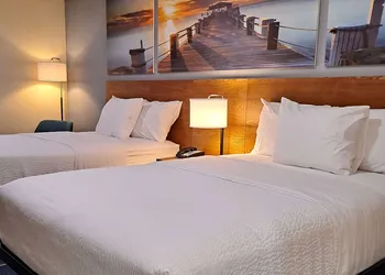 Days Inn by Wyndham Grayson hotel thumbnail 8
