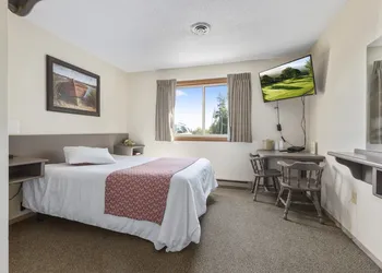 Commander Motel hotel thumbnail 4