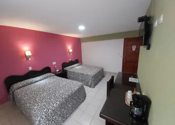 Hotel Aurora hotel thumbnail 6