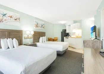 Ocean Court Beachfront Hotel hotel thumbnail 4