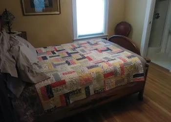 Steamers Bed & Breakfast hotel thumbnail 8
