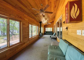 Cedar Point Resort and Campground hotel thumbnail 2