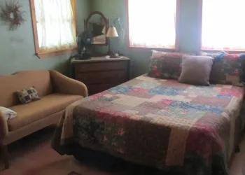 Buffalo Creek Bed & Breakfast hotel thumbnail 7